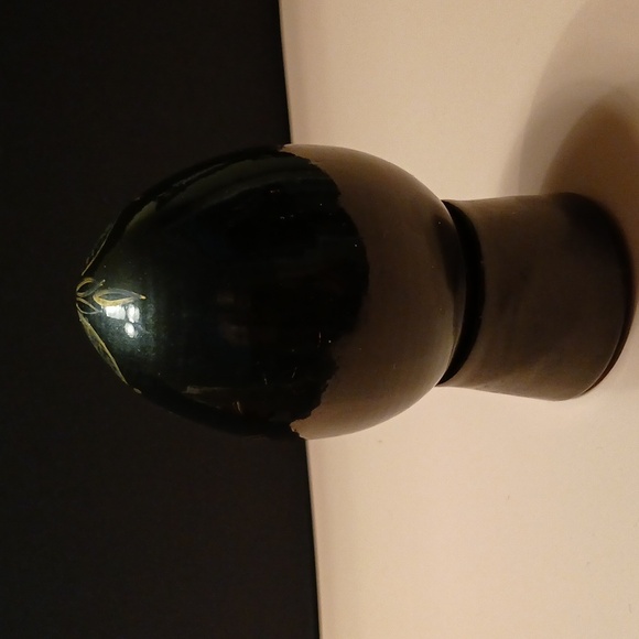 Handcrafted Red Religious Icon Egg - Picture 4 of 7